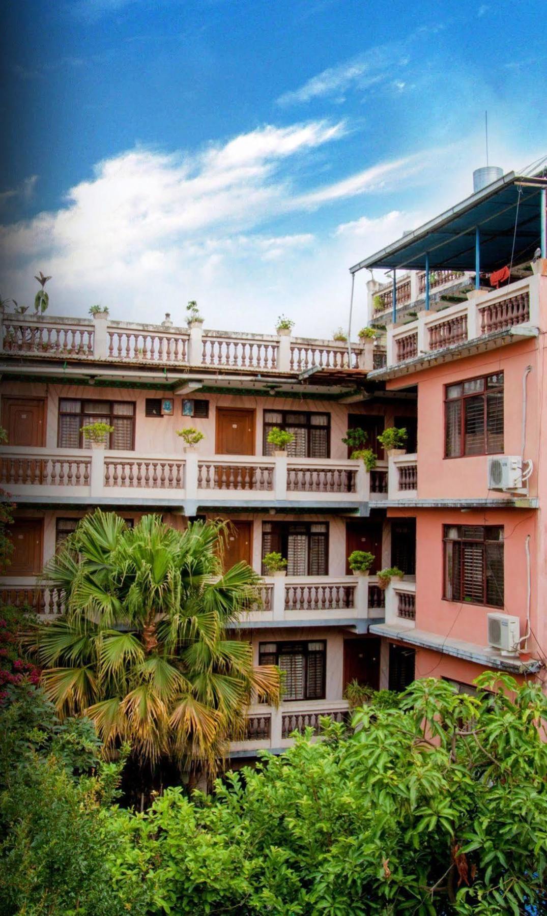 Hotel Metropolitan Kantipur Katmandu Zewnętrze zdjęcie